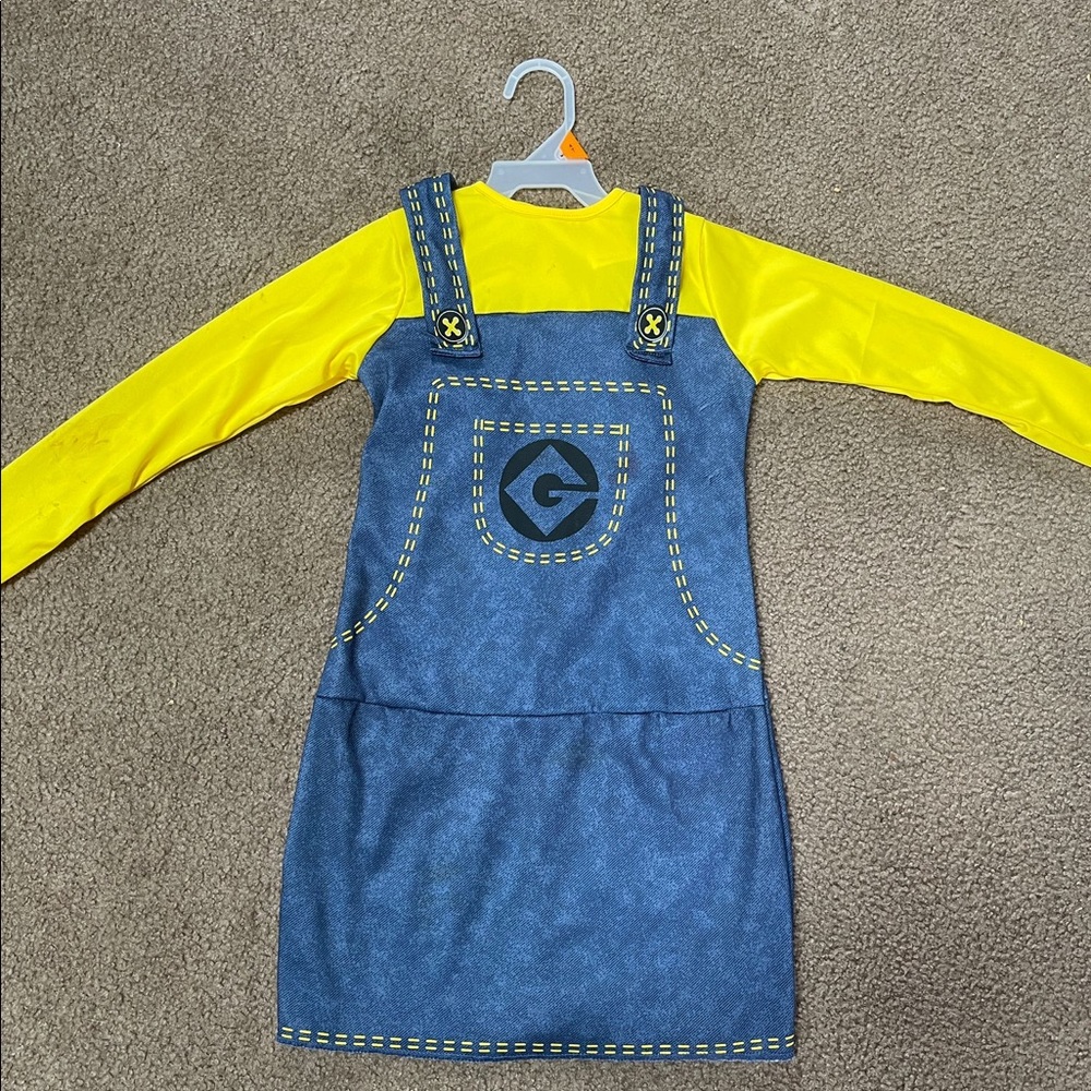 DESPICABLE ME DRESS💙💛 SIZE 3 years old